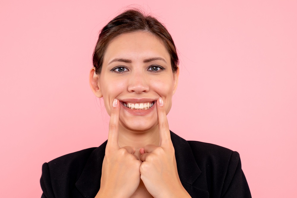 Does Your Face Change Shape With Dentures?